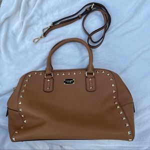 Michael Kors  purse with gold studs zip closure strap included color luggage tan